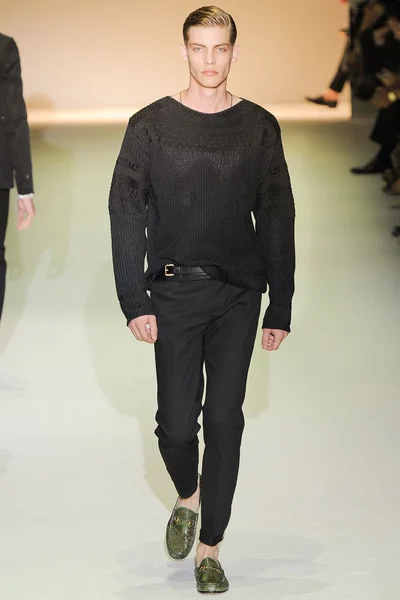 Look 35